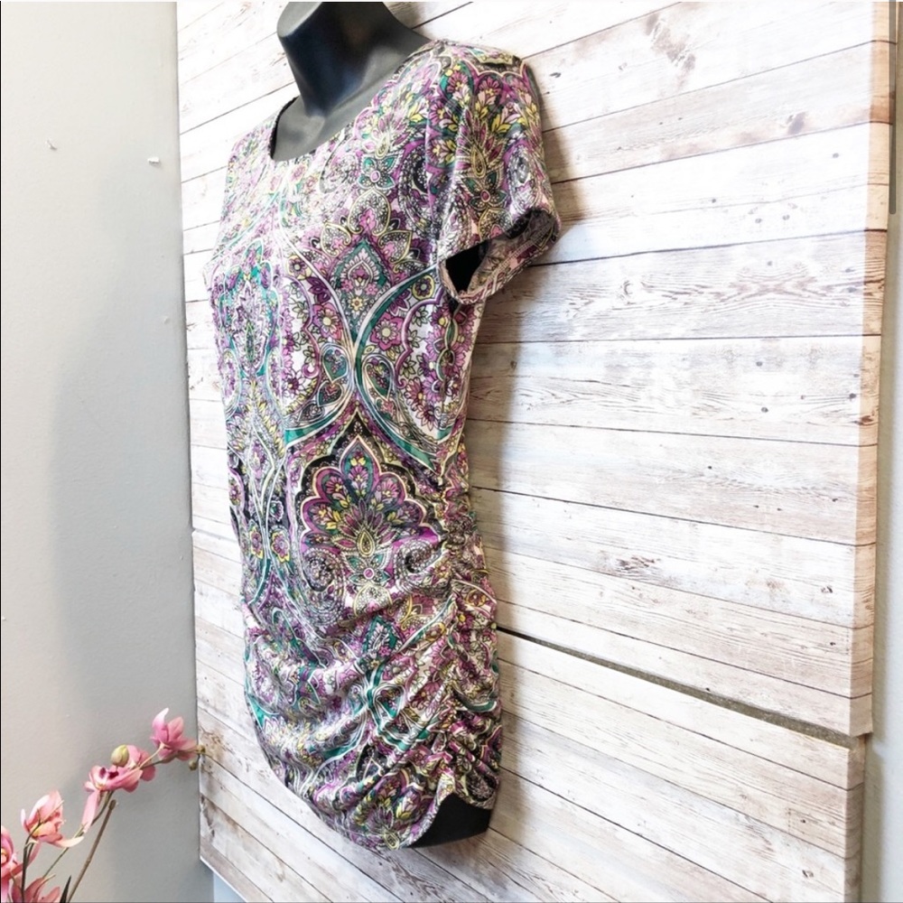 🍀4/$10 INC Colorful Mandala Pattern Ruched Tee - Picture 2 of 8